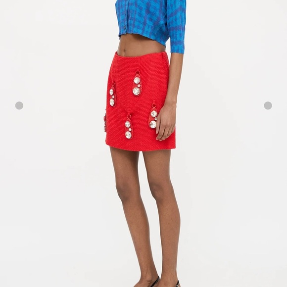 AREA size 2 Wool NWOT Red Embellished Mini Skirt with large crystal hooks - Picture 7 of 15